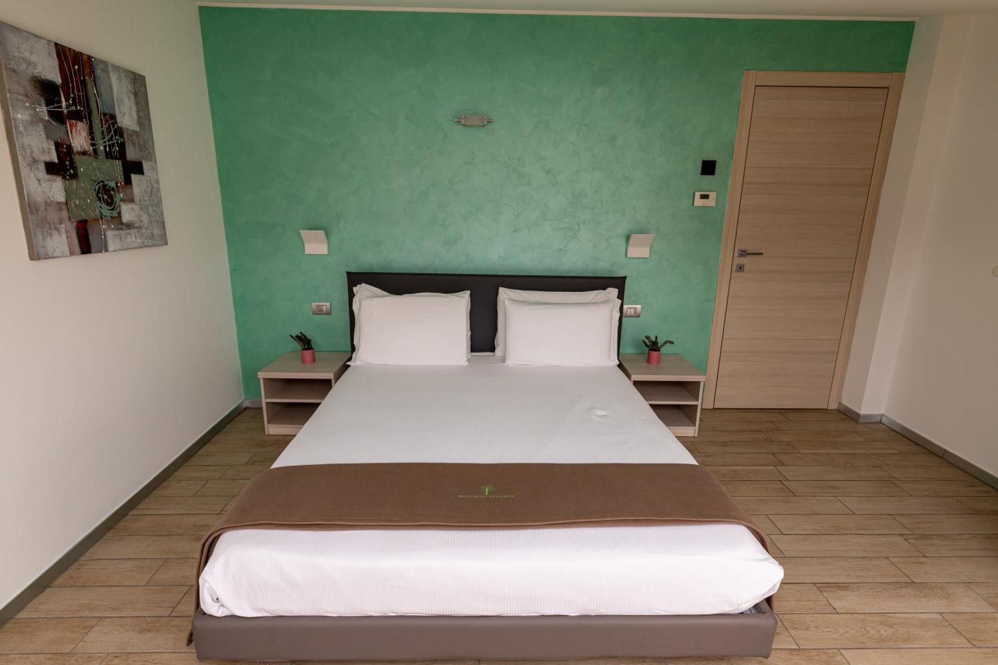 Bellagio Village- 4 Apartments By The Lake - Seasonal Warm Pool And Sauna Oliveto Lario Exterior photo