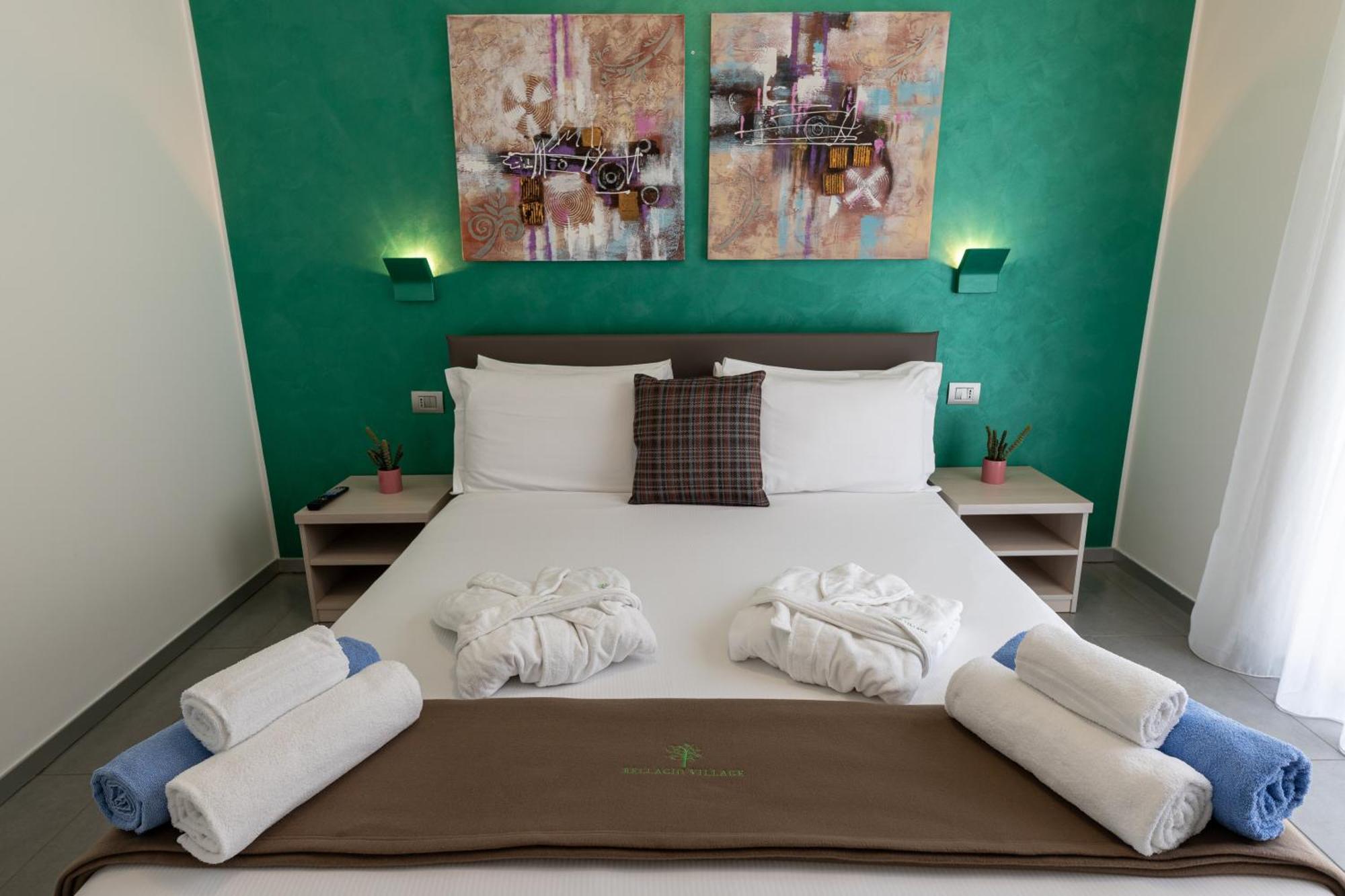 Bellagio Village- 4 Apartments By The Lake - Seasonal Warm Pool And Sauna Oliveto Lario Exterior photo